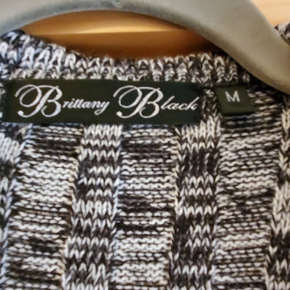 Cardigan - Picture 2 of 4